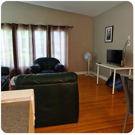 Lina'S Place Saint Catharines Ngoại thất bức ảnh